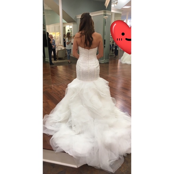 Justin Alexander SIGNATURE wedding dress - Picture 3 of 4